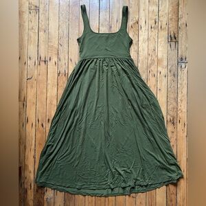 Aritzia Wilfred Market Midi Dress in Grotto Green, size Small